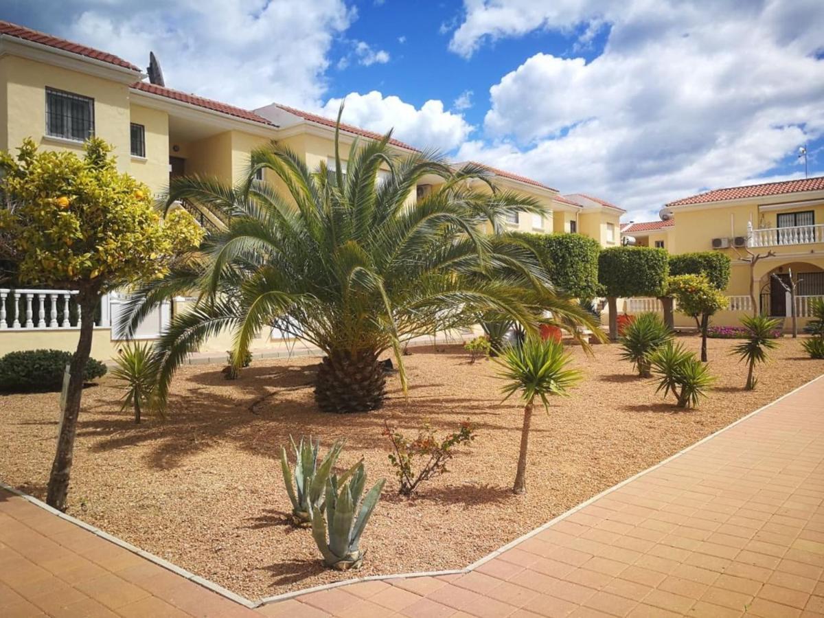 Nice Apartment In Quiet Area Aguas Nuevas Torrevieja Exterior photo